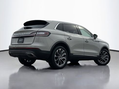 Used 2023 Lincoln Nautilus Reserve image 2