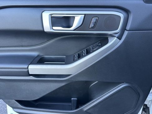 Used 2023 Ford Explorer XLT w/ Equipment Group 202A image 21