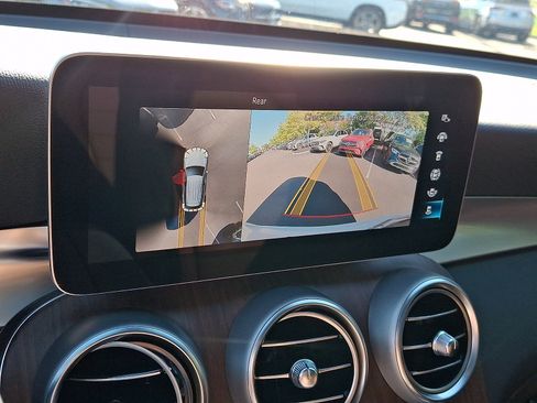 Certified 2022 Mercedes-Benz GLC 300 4MATIC image 17