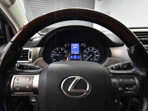 Used 2017 Lexus GX 460 Premium image 23