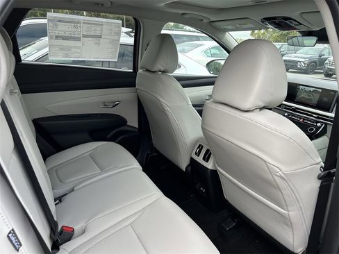 New 2026 Hyundai Tucson SEL image 19