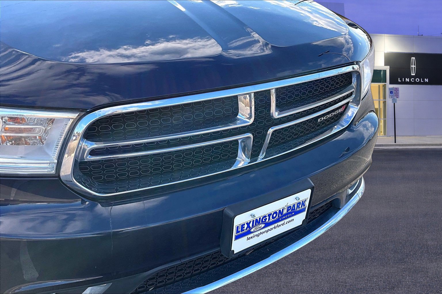 Used 2017 Dodge Durango SXT w/ Quick Order Package 23B AWD/4WD image 34