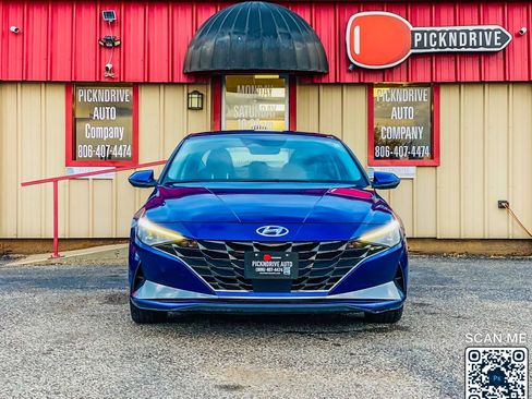 Used 2021 Hyundai Elantra Limited w/ Cargo Package image 3