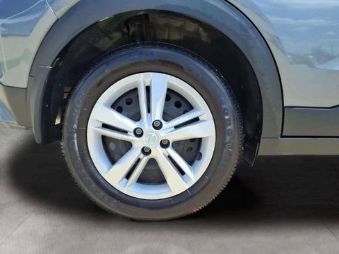 Used 2025 Nissan Kicks Play S image 20