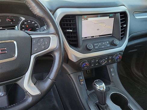 Used 2019 GMC Acadia SLT image 26