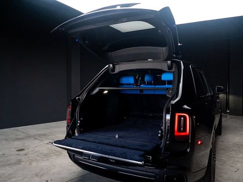 Used 2022 Rolls-Royce Cullinan w/ Cullinan Package AWD/4WD image 53