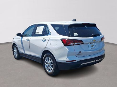 Used 2023 Chevrolet Equinox LT FWD image 4