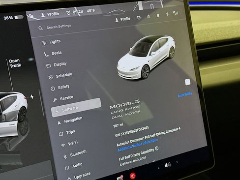 Used 2025 Tesla Model 3 Long Range image 18