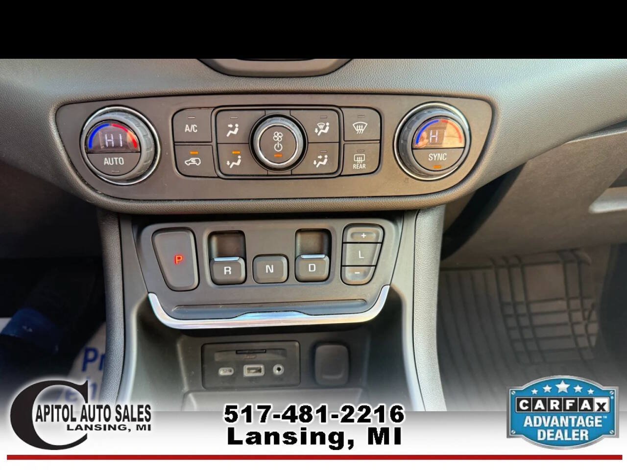 Used 2021 GMC Terrain SLT w/ Infotainment Package II AWD/4WD image 32