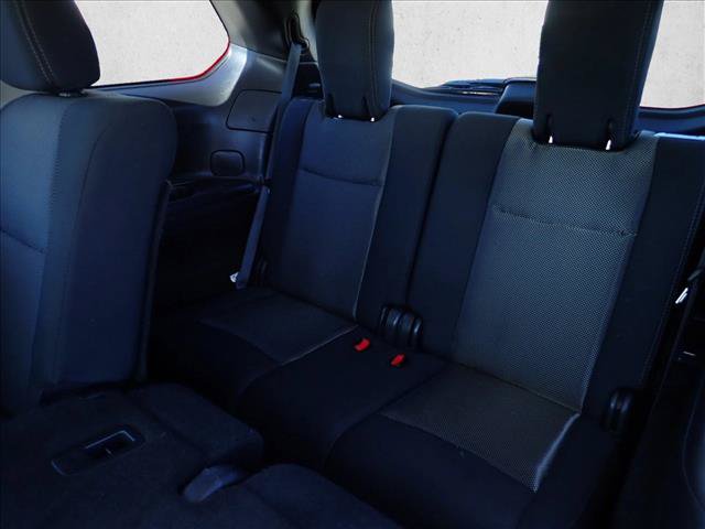 Used 2019 Nissan Pathfinder SV AWD/4WD image 9