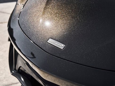 Used 2026 McLaren Artura RWD image 7