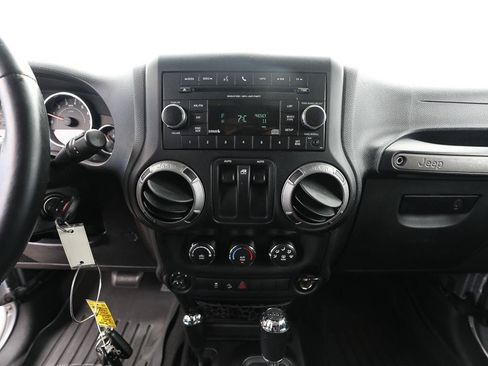 Used 2013 Jeep Wrangler Sport AWD/4WD image 16