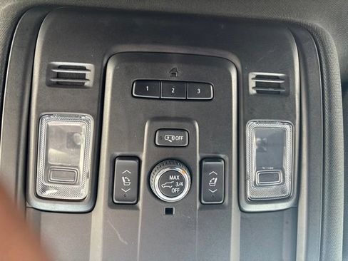 Used 2022 GMC Yukon XL Denali AWD/4WD image 44