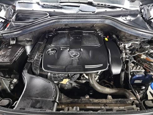 Used 2017 Mercedes-Benz GLE 350 4MATIC image 32