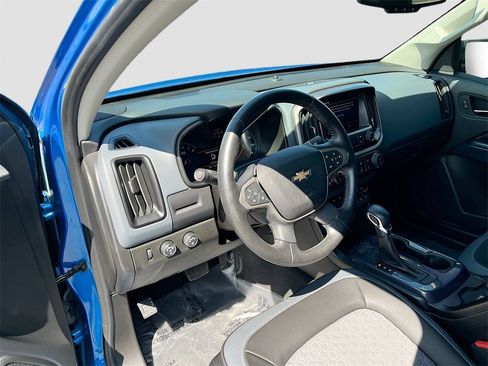 Used 2022 Chevrolet Colorado Z71 image 9