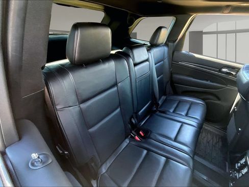 Used 2020 Jeep Grand Cherokee High Altitude RWD image 28
