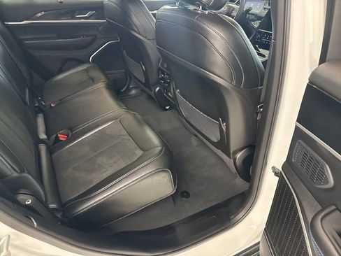 Used 2024 Jeep Grand Cherokee Trailhawk w/ Luxury Tech Group III image 31