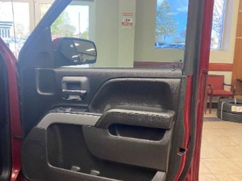 Used 2018 Chevrolet Silverado 1500 LT w/ All Star Edition image 10