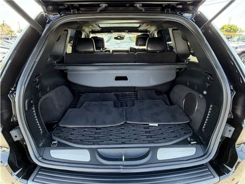 Used 2018 Jeep Grand Cherokee Trailhawk w/ Trailhawk Luxury Group image 24