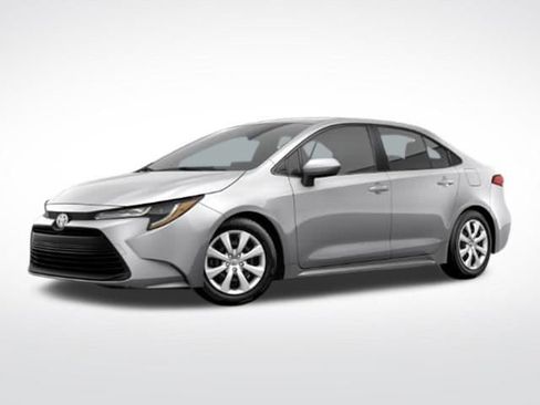 Used 2024 Toyota Corolla LE image 14