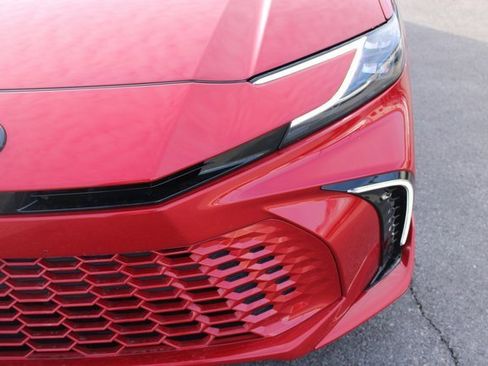 Used 2025 Toyota Camry XSE image 40