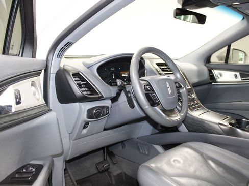 Used 2019 Lincoln Nautilus Reserve w/ Ultimate Package image 23