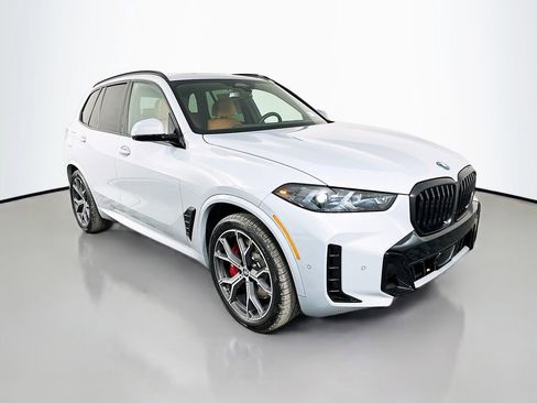 New 2026 BMW X5 xDrive50e w/ M Sport Package image 3