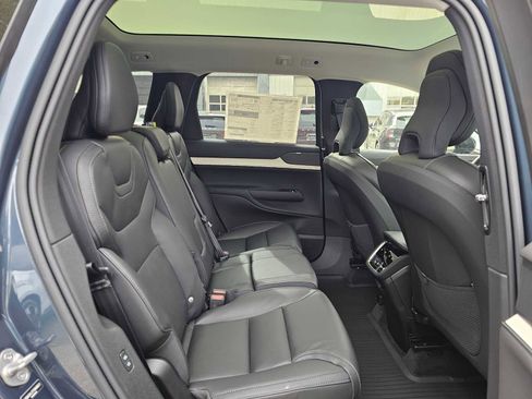 New 2026 Volvo EX90 Ultra image 13