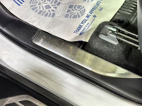 Used 2023 Toyota Highlander XLE image 21