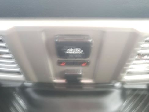Used 2016 Ford F150 Lariat w/ Equipment Group 502A Luxury AWD/4WD image 15