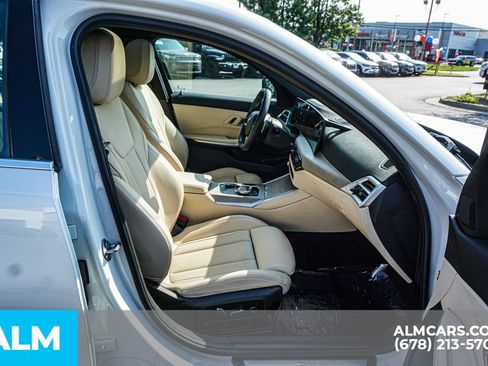 Used 2025 BMW 330i Sedan RWD image 22