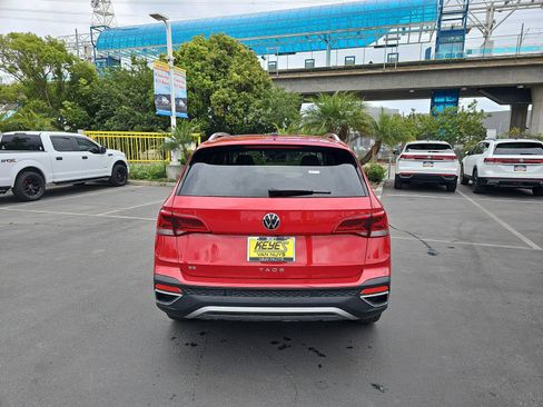 Used 2023 Volkswagen Taos SE image 13