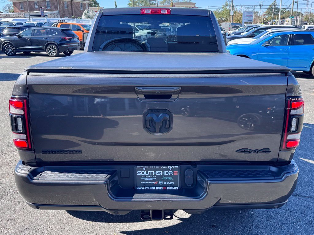 Certified 2024 RAM 2500 Big Horn w/ Night Edition AWD/4WD image 6