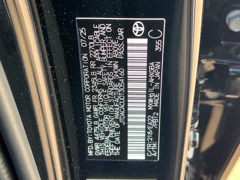New 2026 Toyota Prius Plug-In Hybrid FWD image 34