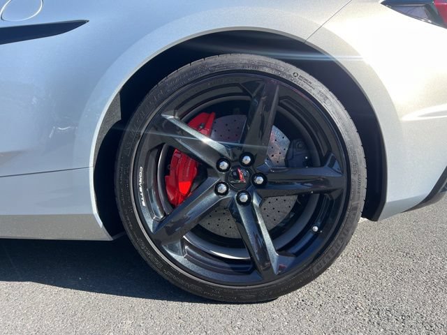 Used 2023 Chevrolet Corvette Z06 RWD image 11