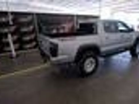 Used 2023 Toyota Tacoma TRD Off-Road AWD/4WD image 6