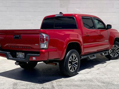 Used 2021 Toyota Tacoma SR AWD/4WD image 22