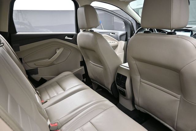 Used 2017 Ford Escape Titanium FWD image 29