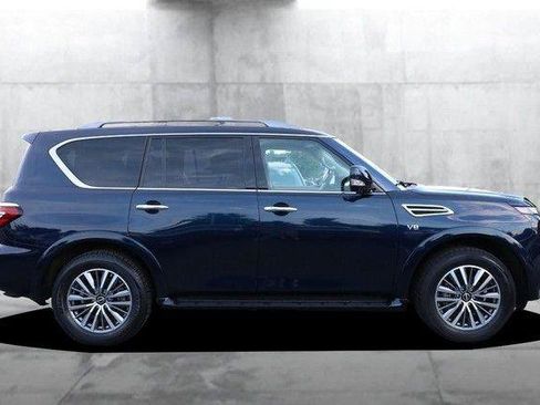 Used 2022 Nissan Armada SL AWD/4WD image 5