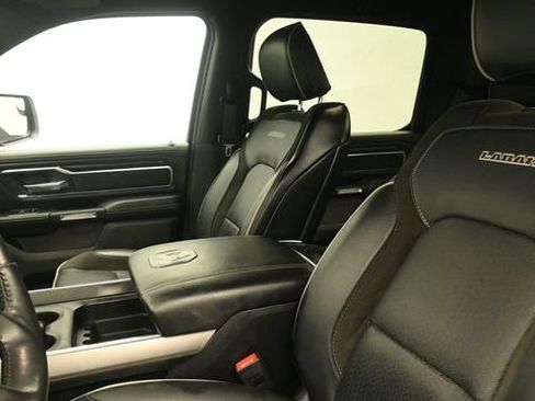 Used 2024 RAM 1500 Laramie AWD/4WD image 26