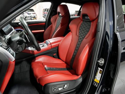 Used 2022 BMW X6 M w/ Competition Package image 10