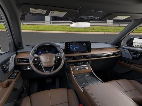 New 2026 Lincoln Aviator Reserve image 9