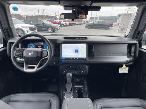 New 2025 Ford Bronco Big Bend image 6