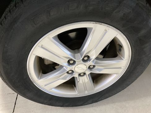 Used 2018 Chevrolet Trax LT w/ LT Convenience Package AWD/4WD image 9