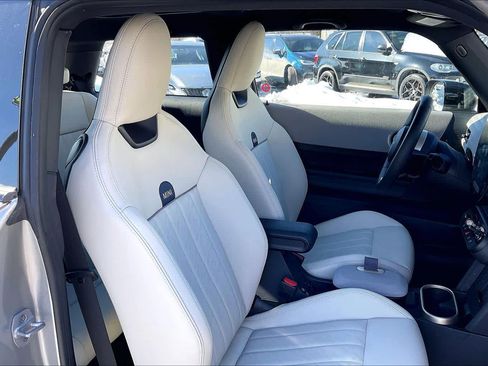 Used 2025 MINI Cooper S image 8