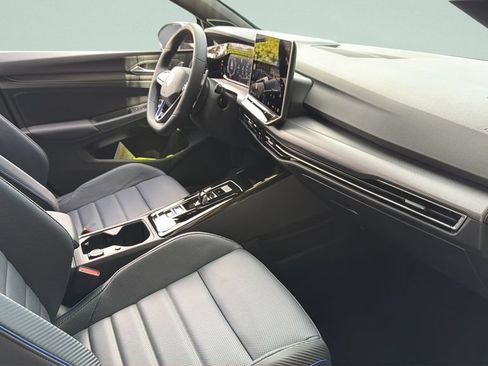 New 2026 Volkswagen Golf AWD/4WD image 32