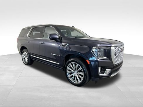Used 2023 GMC Yukon Denali w/ Denali Reserve Package AWD/4WD image 8