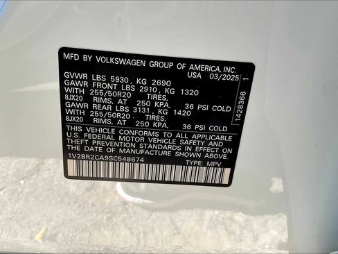 New 2025 Volkswagen Atlas SEL image 37