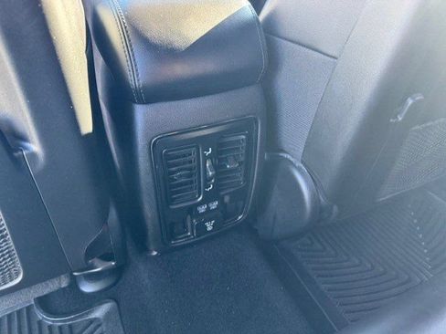 Used 2021 Jeep Grand Cherokee Limited AWD/4WD image 27