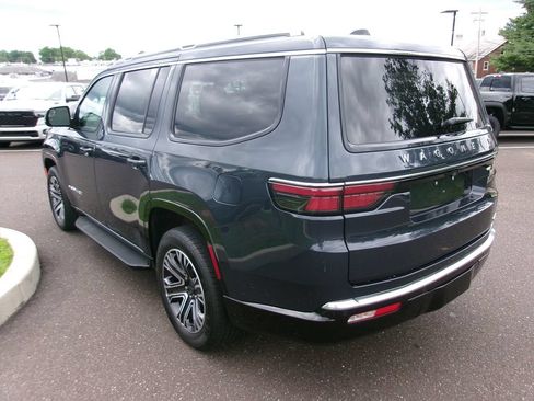Certified 2024 Jeep Wagoneer Series II w/ Flexible Seating Group AWD/4WD image 4
